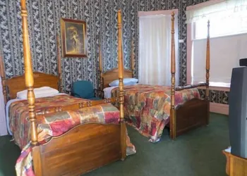 Irwin Street Inn hotel thumbnail 7