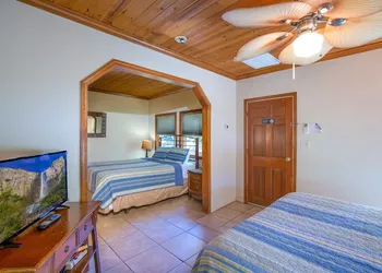 River Rock Inn hotel thumbnail 8