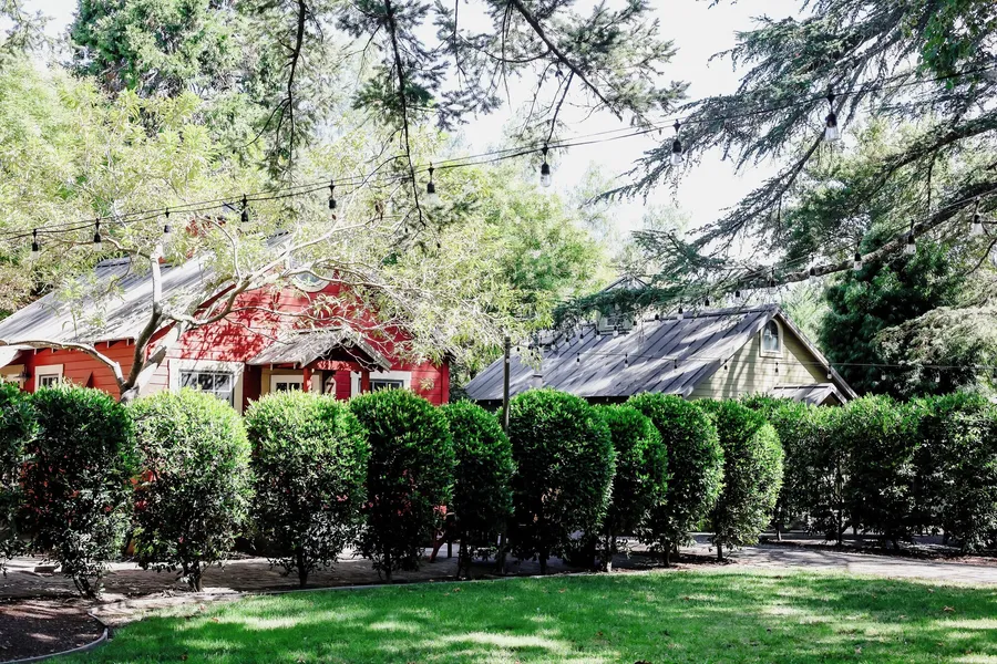 the cottages of napa valley hotel detail image 2