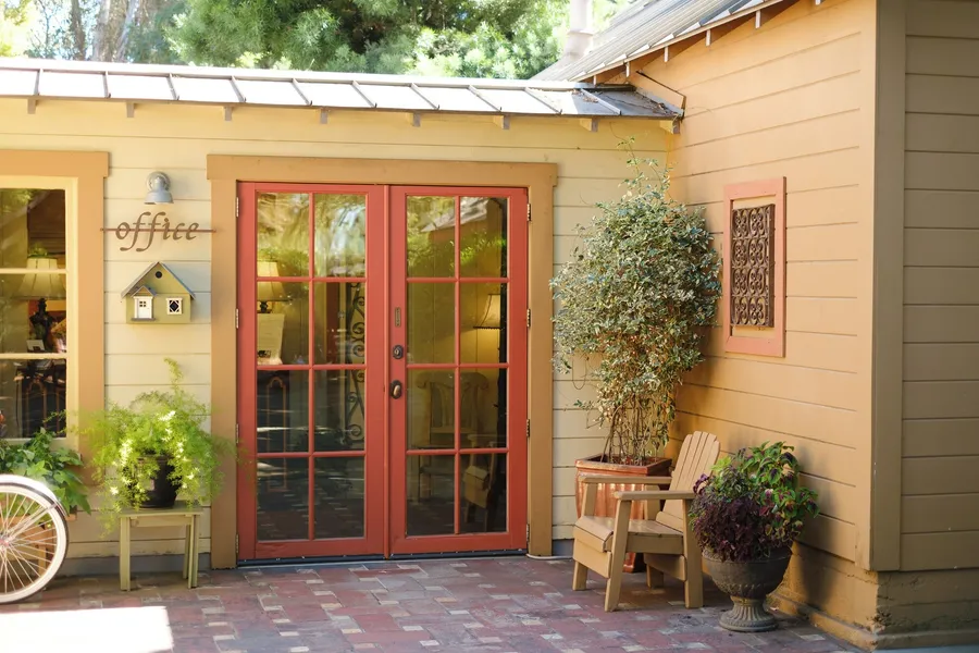 the cottages of napa valley hotel detail image 6
