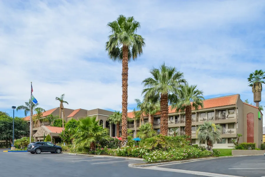 Holiday Inn Express Palm-Desert by IHG hotel detail image 2