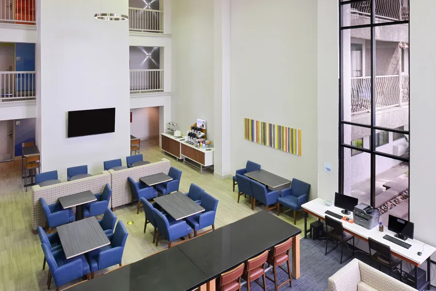 Holiday Inn Express Palm-Desert by IHG hotel detail image 6