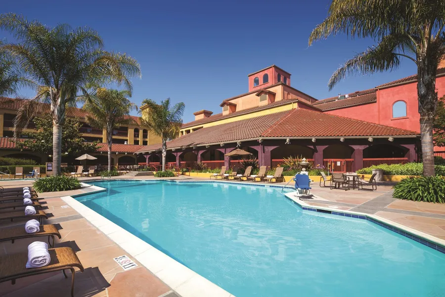 DoubleTree by Hilton Sonoma - Wine Country hotel detail image 2
