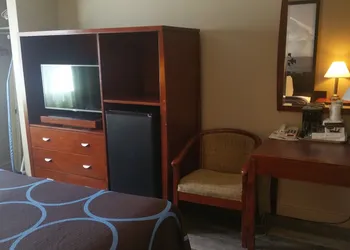 Super 8 By Wyndham Sacramento North hotel thumbnail 5