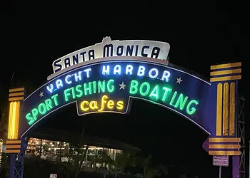 Ocean Lodge Santa Monica Beach Hotel hotel thumbnail 3