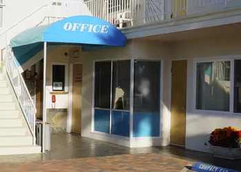 Ocean Lodge Santa Monica Beach Hotel hotel thumbnail 6