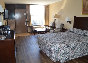 Tarpon Shores Inn hotel thumbnail 8