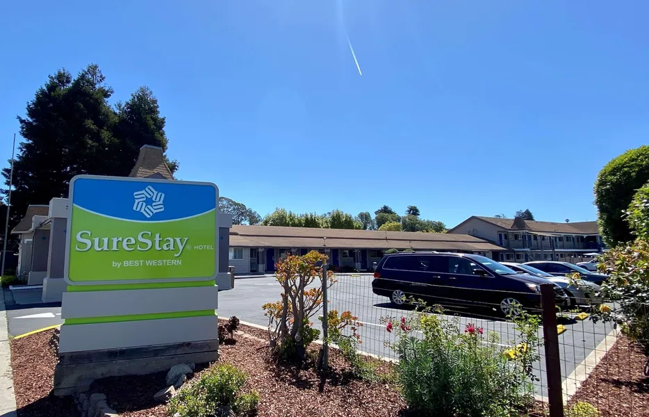 SureStay Hotel by Best Western Santa Cruz hotel detail image 2