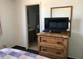Four Corners Inn hotel thumbnail 5