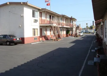 American Inn hotel thumbnail 8