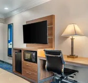 Quality Inn & Suites Vacaville hotel detail image 3