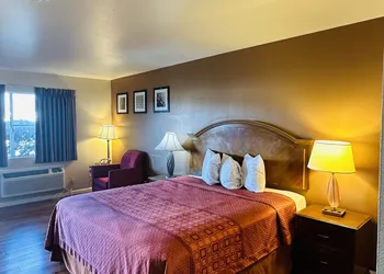 Franciscan Inn hotel thumbnail 7