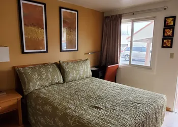 Budget INN hotel thumbnail 4
