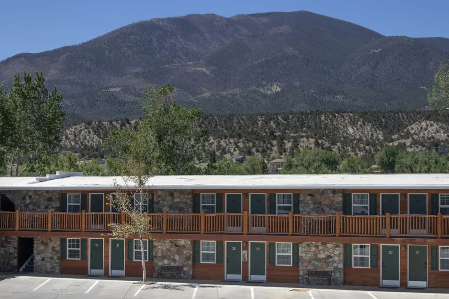 Silver Ridge Lodge hotel detail image 6