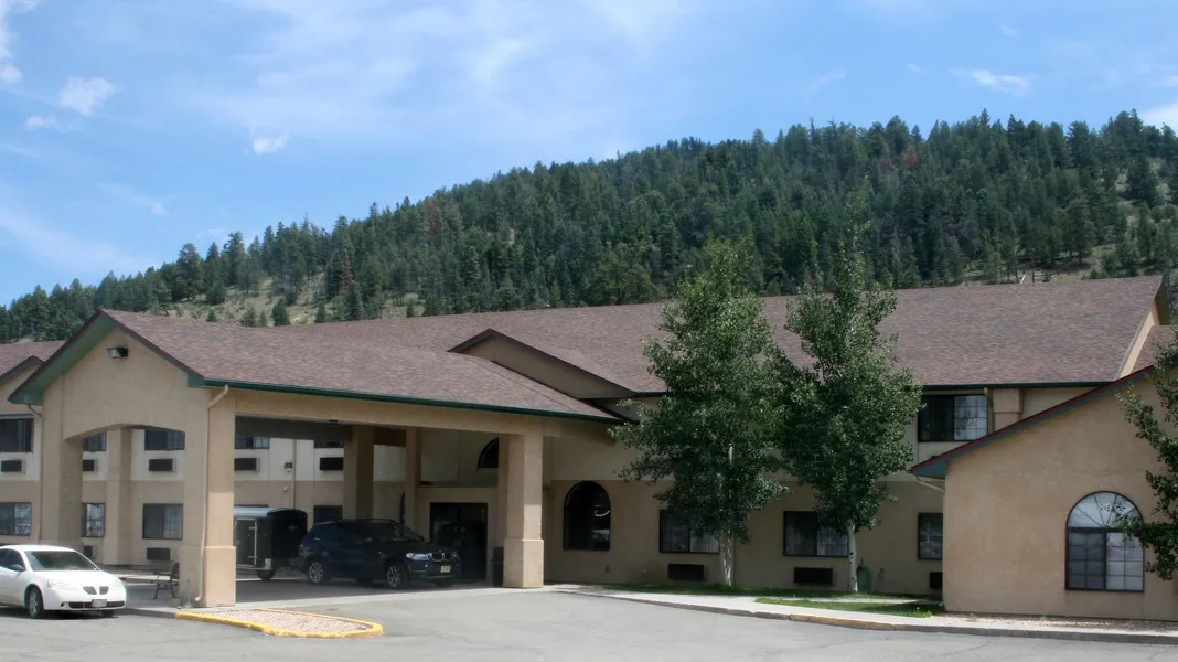 Quality Inn & Suites South Fork - Wolf Creek hotel detail image 2