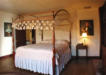 Whitehall Mansion Inn hotel thumbnail 4