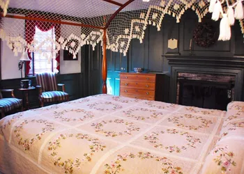 Whitehall Mansion Inn hotel thumbnail 8