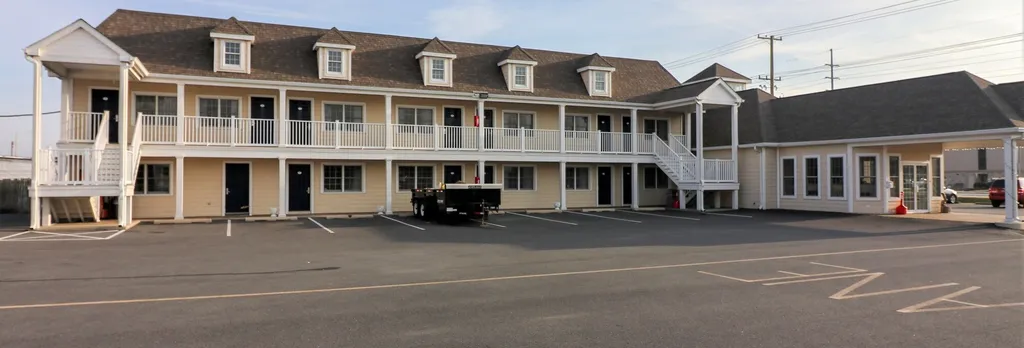 Hotel photo 1 of 34