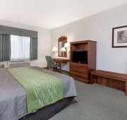 Days Inn by Wyndham Pentwater hotel detail image 3