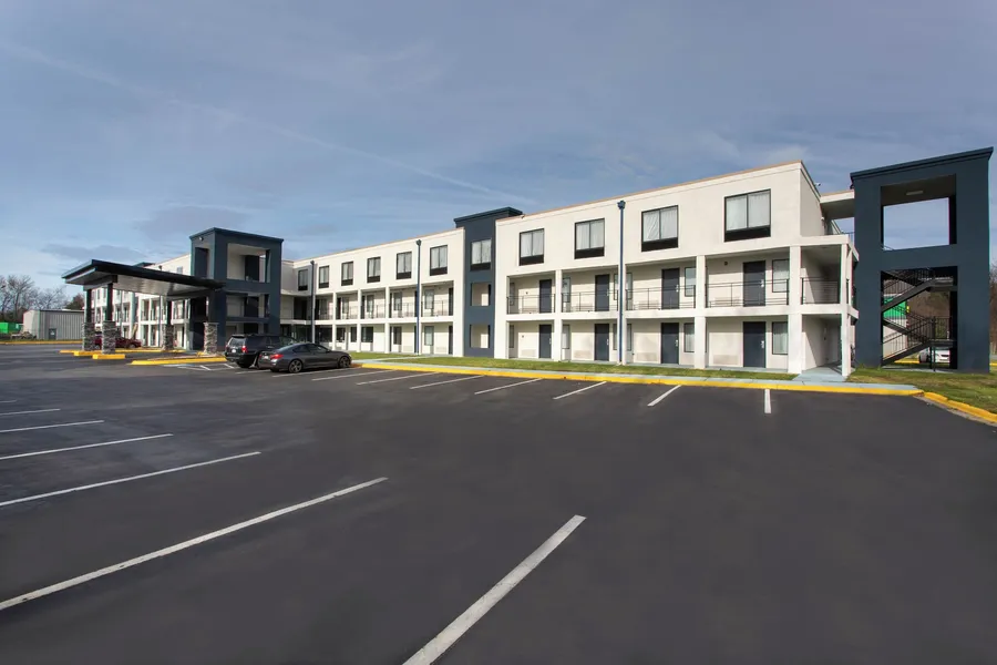 Clarion Pointe hotel detail image 2
