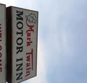 Mark Twain Motor Inn hotel detail image 5