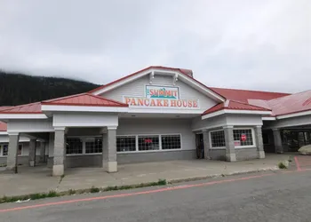 Summit Inn hotel thumbnail 2