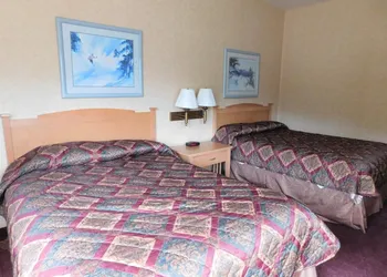 Summit Inn hotel thumbnail 7
