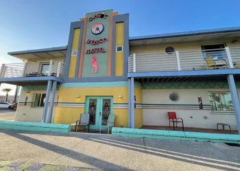 Magic Beach Motel hotel thumbnail 5