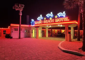 Magic Beach Motel hotel thumbnail 6