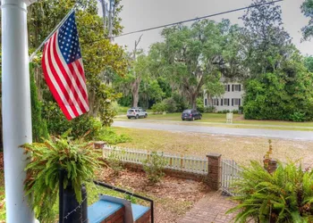 Open Gates Bed & Breakfast hotel thumbnail 6