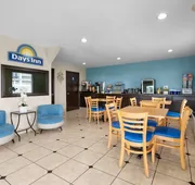 Days Inn by Wyndham Augusta Wheeler Road hotel detail image 5