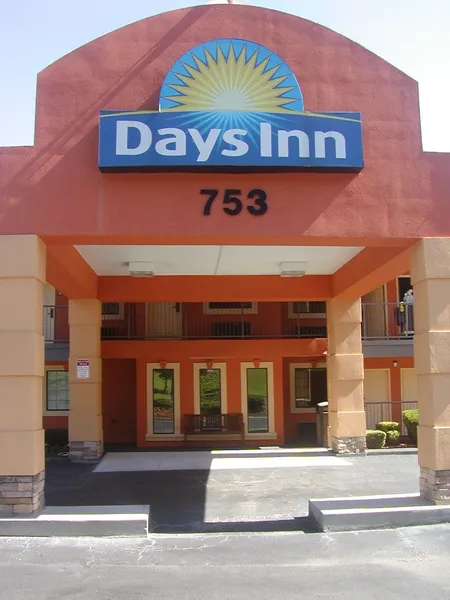 Days Inn by Wyndham Marietta White Water hotel detail image 2