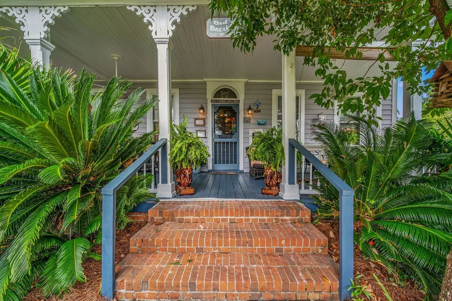 Goodbread House Bed & Breakfast Inn hotel detail image 6