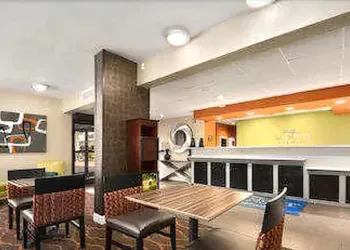 Baymont by Wyndham Florence hotel thumbnail 2