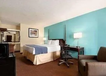 Baymont by Wyndham Florence hotel thumbnail 3