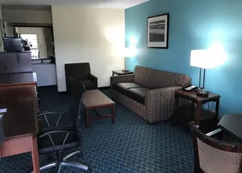 Baymont by Wyndham Florence hotel thumbnail 6