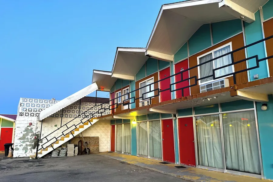 Gray Plaza Motel Benton Rend Lake I-57 hotel detail image 6