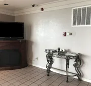 Americas Best Value Inn Mount Vernon hotel detail image 3
