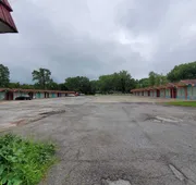 Gray Plaza Motel hotel detail image 5
