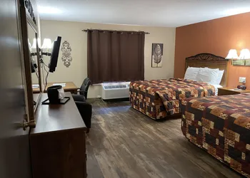 Southfork Motel and Grill hotel thumbnail 4
