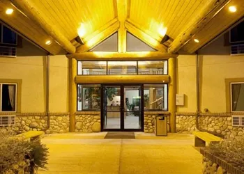 Cody Legacy Inn & Suites hotel thumbnail 2