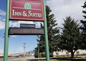 Cody Legacy Inn & Suites hotel thumbnail 3