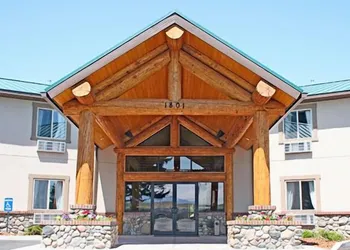 Cody Legacy Inn & Suites hotel thumbnail 5