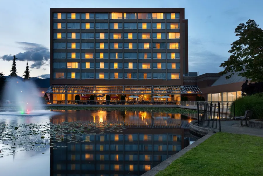 Coast Chilliwack Hotel by APA hotel detail image 2