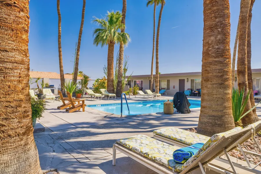Lido Palms Resort and Spa hotel detail image 2