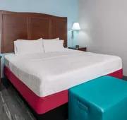 Hampton Inn & Suites Winston-Salem/University Area, NC hotel detail image 7