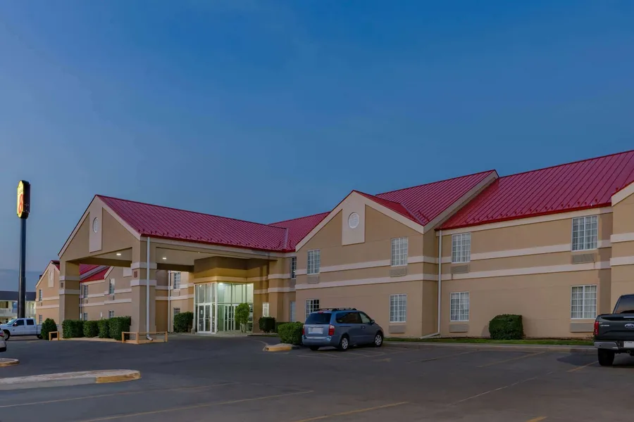 Super 8 by Wyndham Amarillo West hotel detail image 2
