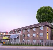 Super 8 by Wyndham Toronto East ON hotel detail image 4