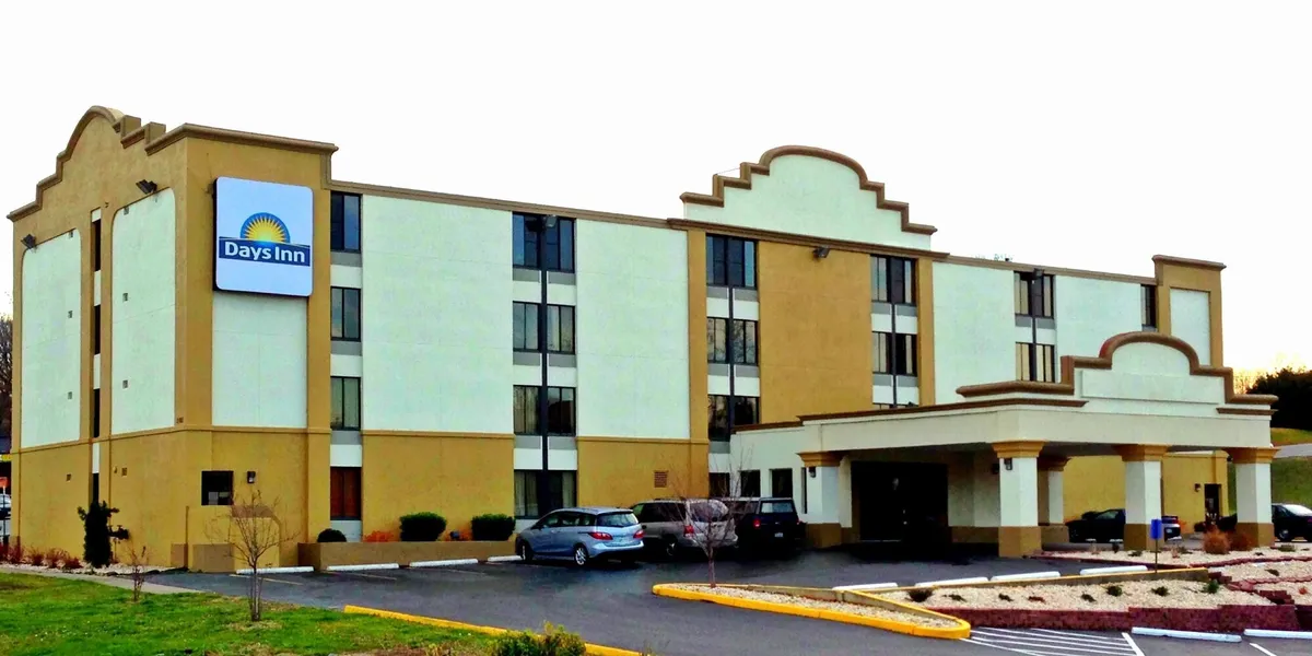 Days Inn by Wyndham Hagerstown I-70 hotel detail image 2