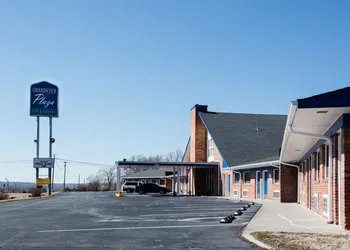 Grand View Plaza Inn & Suites hotel thumbnail 8
